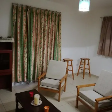 Koulla's Court Apartment Paphos